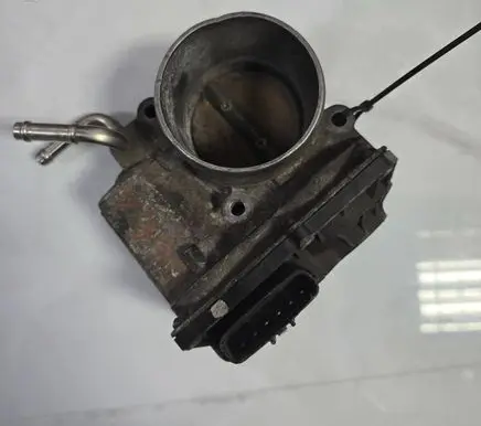 Toyota Corolla Verso AR10 Throttle valve 220300D010