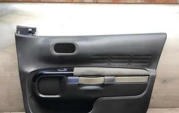 Citroen C4 Cactus Front door card panel trim 94961T01