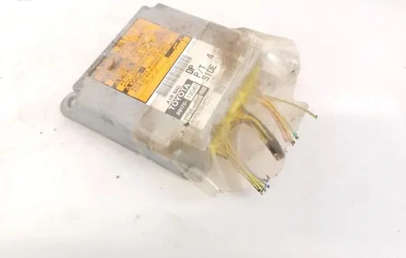 Toyota Corolla E120 E130 Airbag control unit/module 8917013040 89170-13040