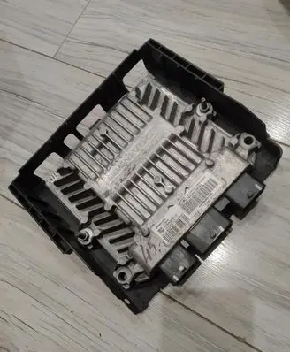 Citroen C3 Engine control unit/module ECU 9653451880