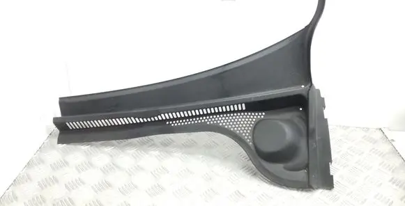 Volkswagen Jetta VI Wiper trim 5C8819403