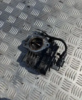 Opel Astra H Throttle valve 