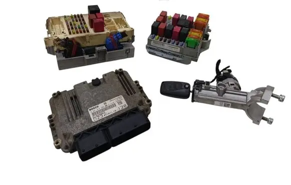 Fiat Ducato Engine ECU kit and lock set 0281014209 41U61L10 51820662