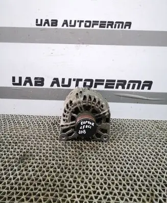 Renault Captur Generator/alternator 231007865R