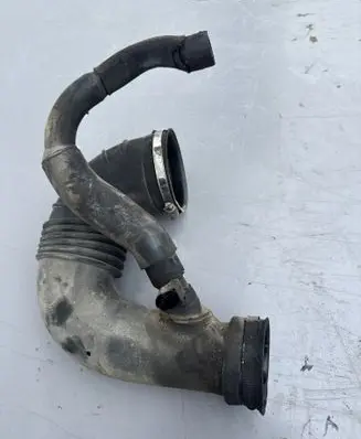 Mercedes-Benz E W211 Turbo air intake inlet pipe/hose A6480940197 851188304 SA681