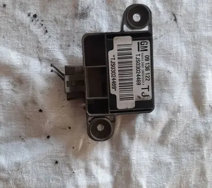 Opel Zafira A Airbag deployment crash/impact sensor 09136122 TJS03024469