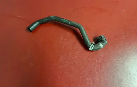 BMW X1 F48 F49 Engine coolant pipe/hose 7640014