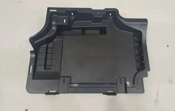 BMW M3 e92 Centre console side trim rear 9126822
