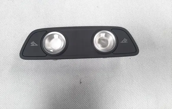 Audi Q7 4M Rear seat light