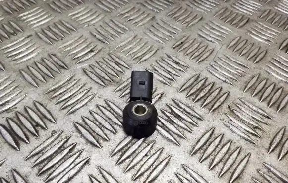 Audi A3 S3 8V Detonation knock sensor 030905377D