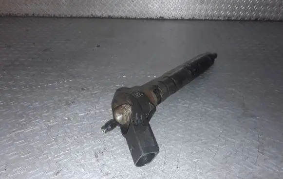 Audi A6 S6 C6 4F Fuel injector 059130277AC