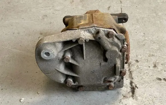 BMW X5 E70 Rear differential 7680912