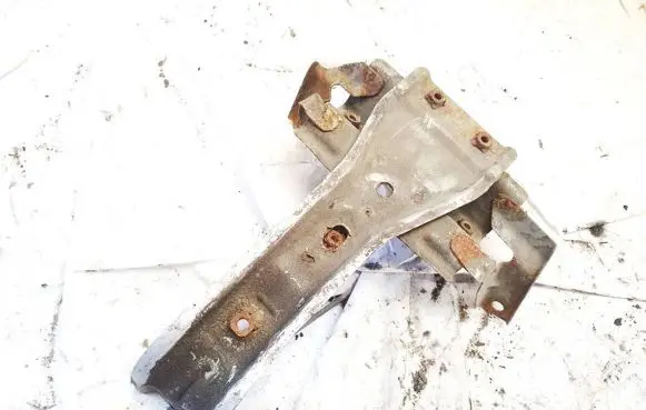 Mitsubishi Grandis Radiator support slam panel