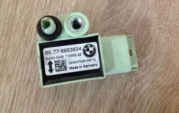 BMW 5 E60 E61 Airbag deployment crash/impact sensor 6953634