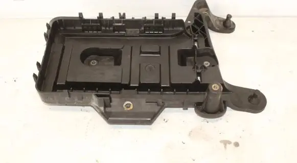 Volkswagen Golf VI Battery tray 1K0915333H