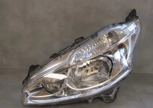 Peugeot 208 Headlight/headlamp 9802221880