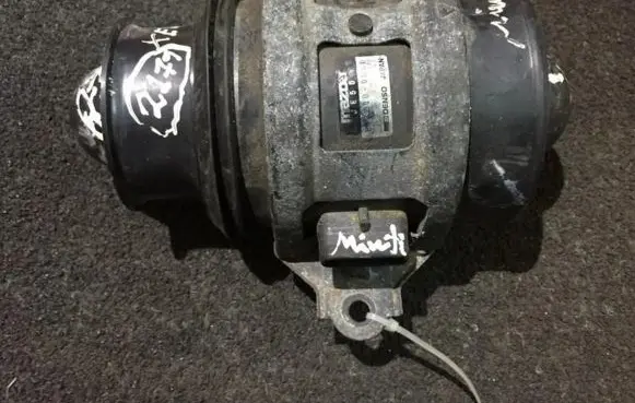 Mazda Xedos 6 Mass air flow meter 1972000060 197200-0060