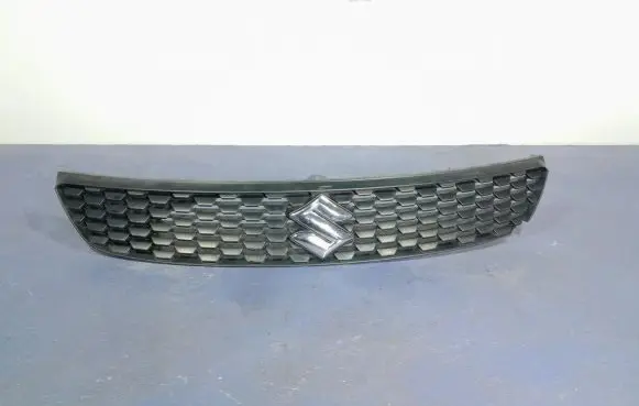 Suzuki Swift II Front grill 71741-68L0