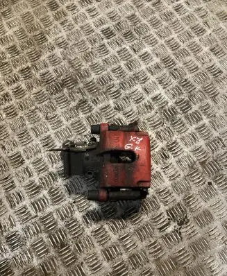 Jaguar XJ X350 Rear brake caliper C2C27299 C2D35335