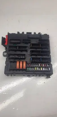 Opel Signum Fuse module 13170890 00283173 519049100