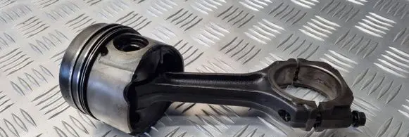 Volvo S40, V40 Piston with connecting rod
