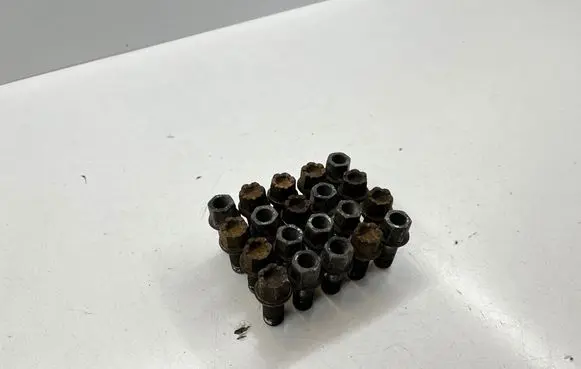 Audi TT TTS Mk2 Nuts/bolts 