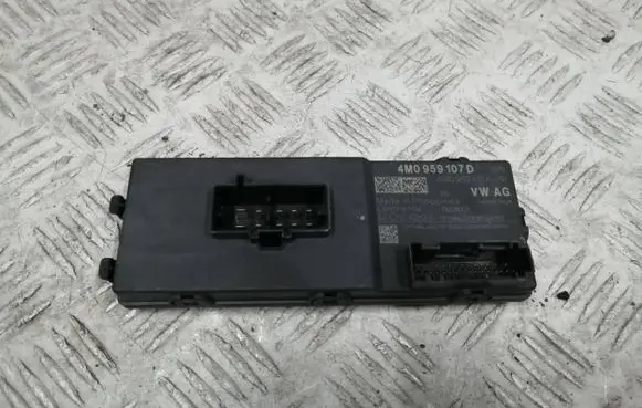 Audi A6 S6 C8 4K Tailgate/trunk control unit/module 4M0959107A 4M0959107D A2C73762522