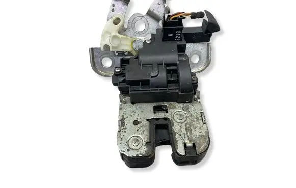 Seat Exeo (3R) Tailgate/trunk/boot lock/catch/latch 26B0