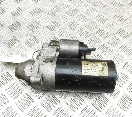 Mercedes-Benz C W205 Starter motor A6519062800 0001139065