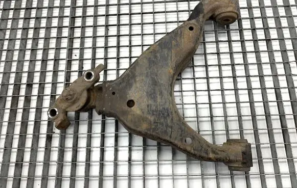 Toyota Land Cruiser (FJ75) Front control arm 