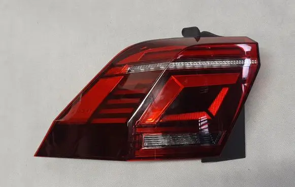 Volkswagen Tiguan Rear/tail lights 5NA945207