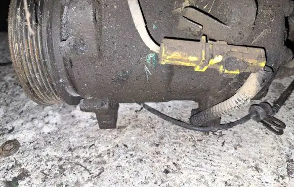 Citroen C5 Air conditioning (A/C) compressor (pump) 9646416780