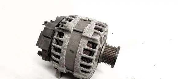 Nissan Qashqai Generator/alternator 231004BE0B