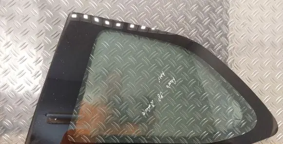 Toyota Auris 150 Rear side window 43R00097