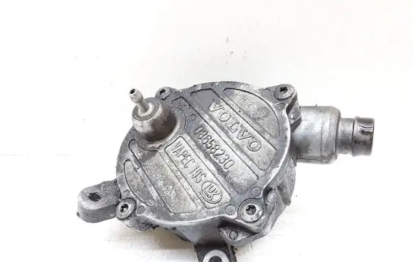 Volvo S60 Vacuum pump 08658230