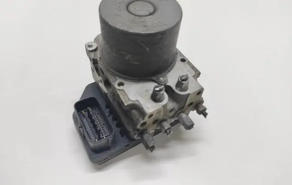 Mazda 6 ABS Pump GDK4437A0 1338006980 K0089