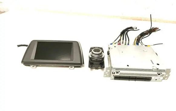 BMW 2 F45 Radio/CD/DVD/GPS head unit 9399427