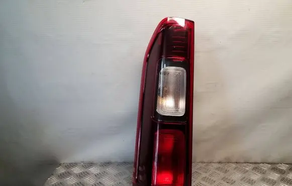 Renault Trafic III (X82) Rear/tail lights 265556737R 93867974