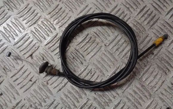 Toyota Yaris Engine bonnet/hood lock release cable 