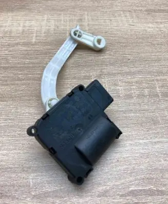 Audi A6 S6 C6 4F Air flap motor/actuator 4F0820511B 0132801369USED