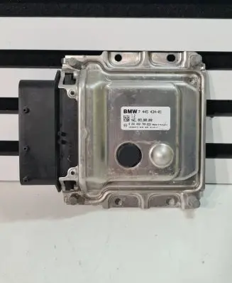 BMW X6 F16 Adblue control unit 7445434 0281032793