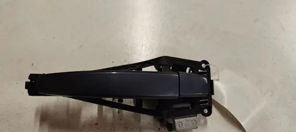 Opel Zafira B Front door exterior handle