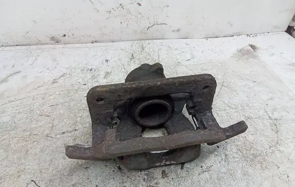 Peugeot 407 Front brake caliper 9656823280 32035883
