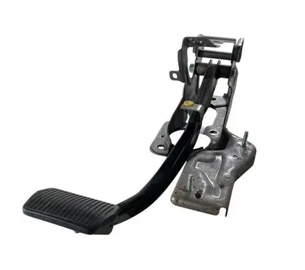 Ford Bronco Brake pedal LX612D094KC