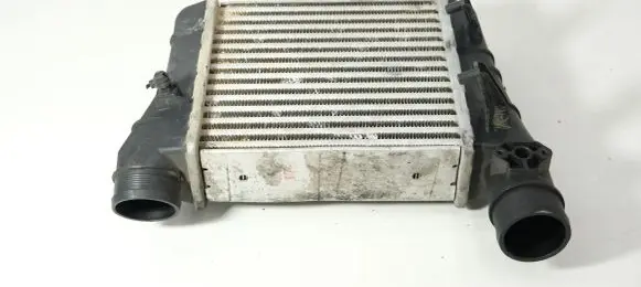 Audi A4 S4 B7 8E 8H Intercooler radiator