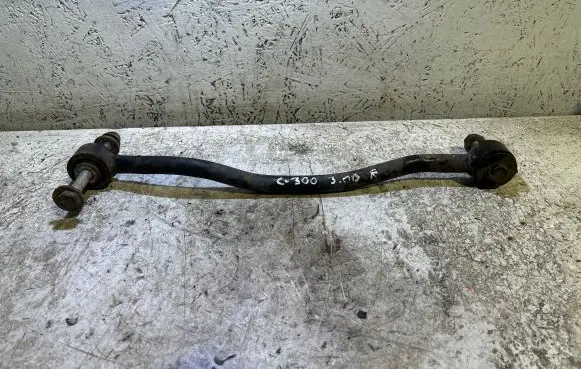 Chrysler 300C Rear control arm