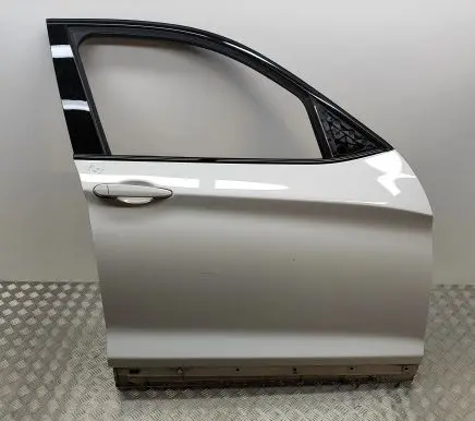 BMW X3 F25 Front door 7355804