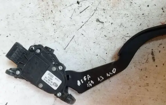 Alfa Romeo 159 Accelerator throttle pedal 60695128 6PV00886000 09315