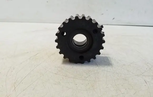 Volkswagen PASSAT B8 Fuel pump gear (pulley) 04L130101