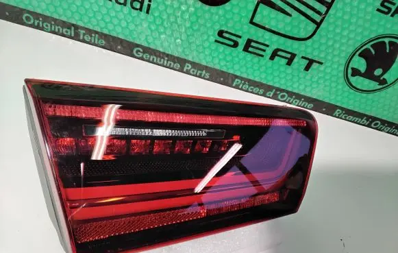 Audi A6 S6 C7 4G Tailgate rear/tail lights 4G9945093F